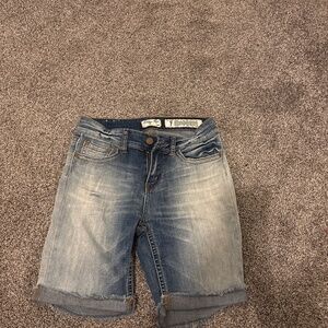 Indigo rein cut off jean shorts